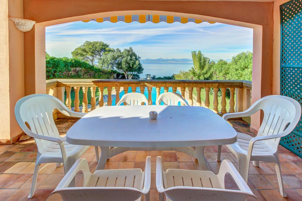 Villa Aquari リュックマヨール エクステリア 写真